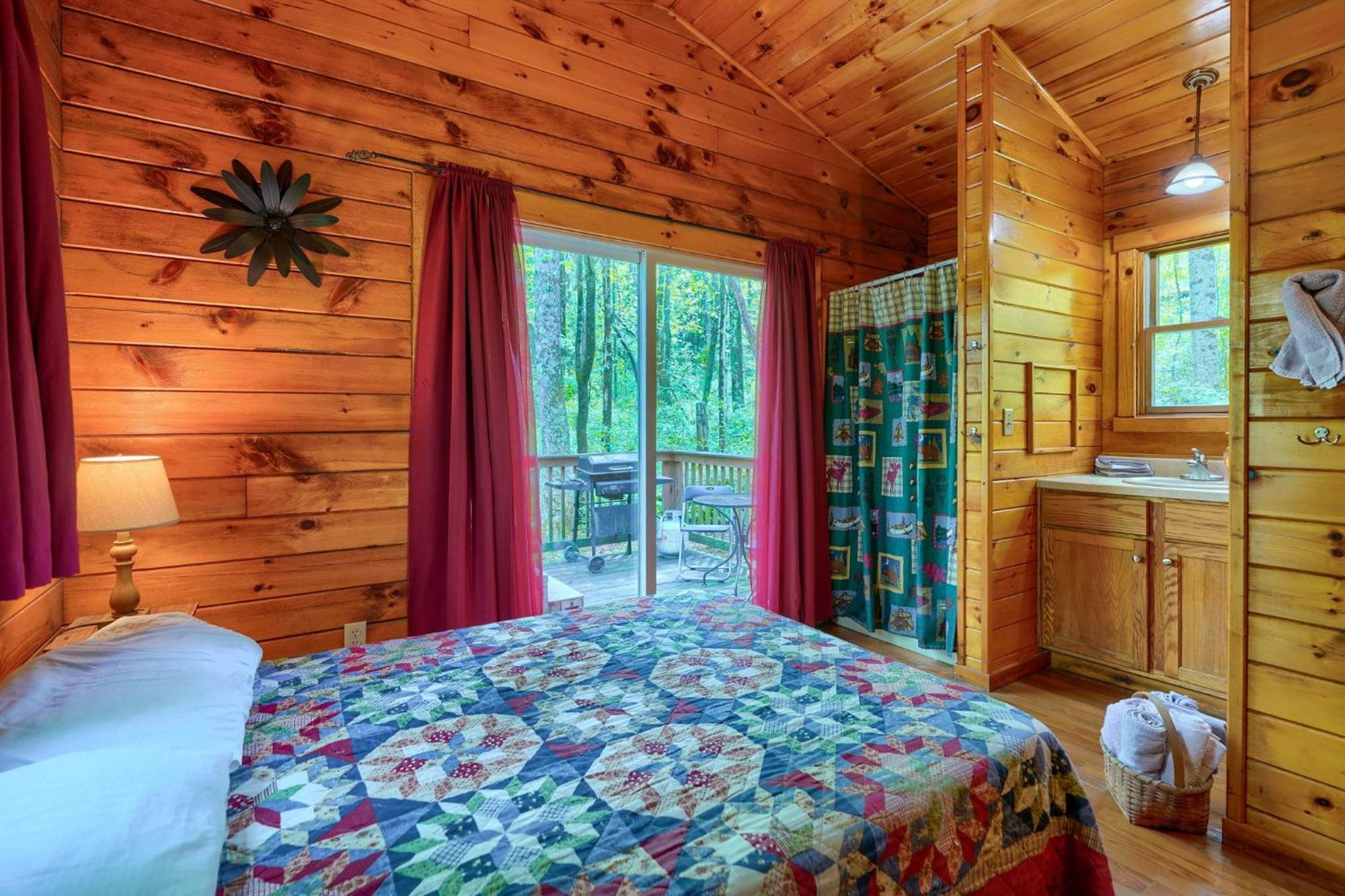 Blue Rose Cabins - Cozy Cabin لوغان المظهر الخارجي الصورة